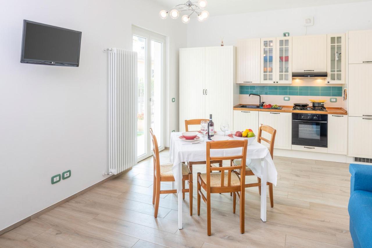 Villa Rosetta & Romeo Family Apartment Costermano Extérieur photo